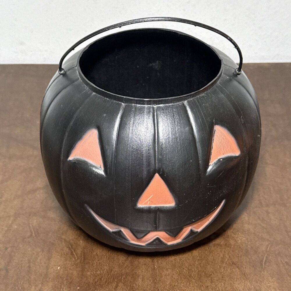 Vintage General Foam Plastics Blow Mold Halloween Jack o Lantern Pumpkin Bucket